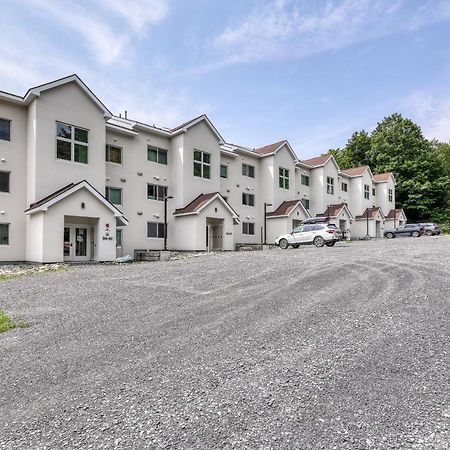 Mountainside Dream Villa Warren Exterior photo