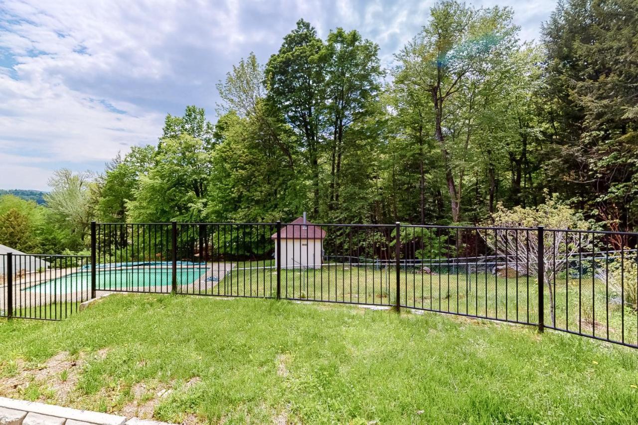 Mountainside Dream Villa Warren Room photo